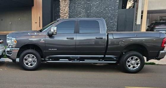 RAM 2500 6.7 I6 TURBO DIESEL LARAMIE CD 4X4 AUTOMÁTICO RAM 2500 6.7 I6 TURBO DIESEL LARAMIE CD 4X4 AUTOMÁTICO
